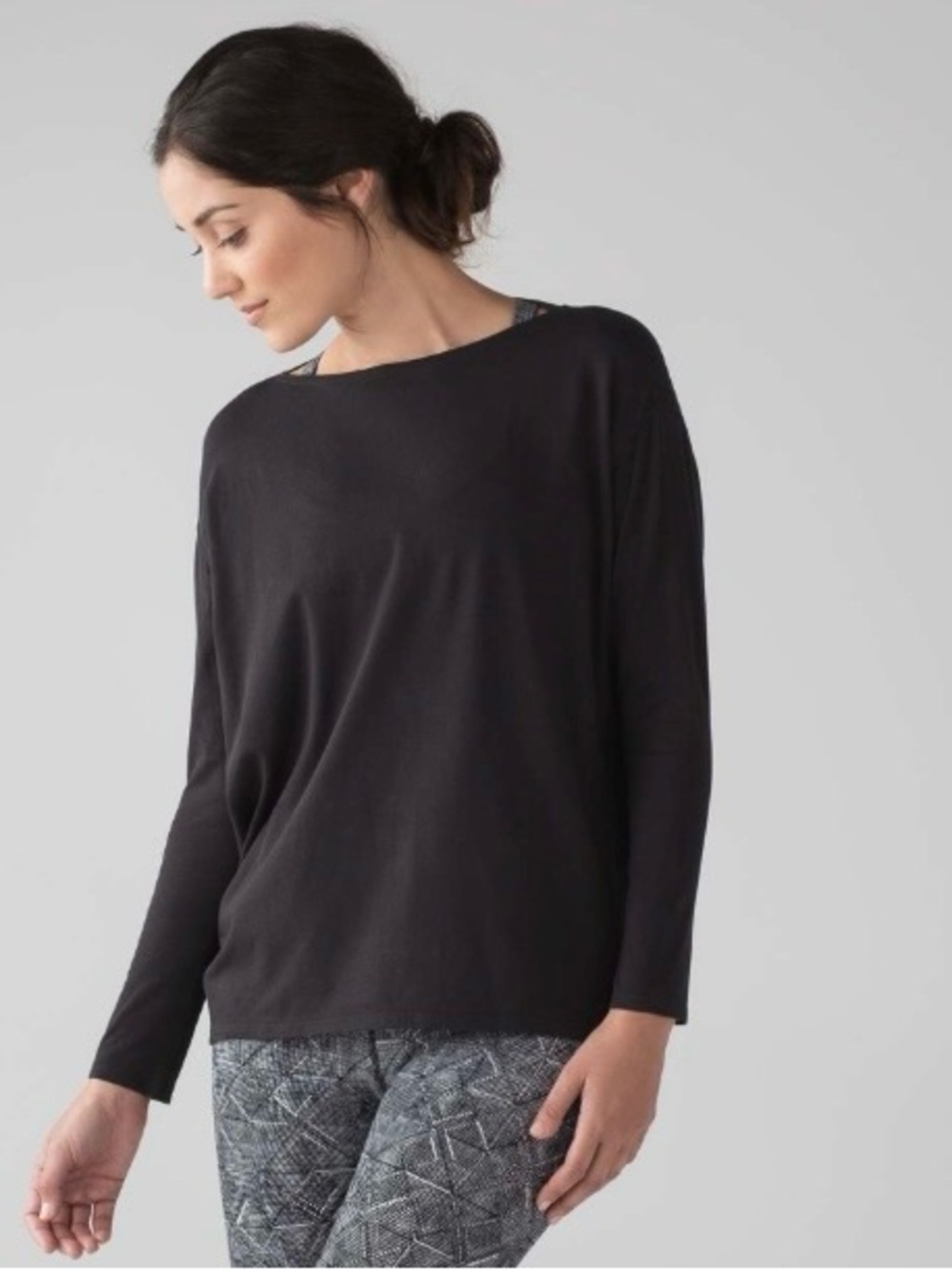 Lululemon Back In Action Long Sleeve Black M